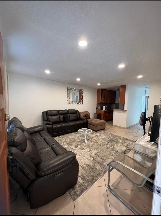 Lovely Berryman Ave Apartment Los Angeles Exteriör bild